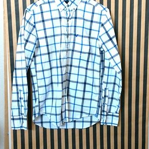 American Eagle Outfitters casual button down shirt